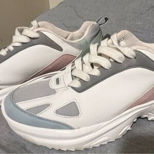 Stylish Women's Multicolor Sneakers